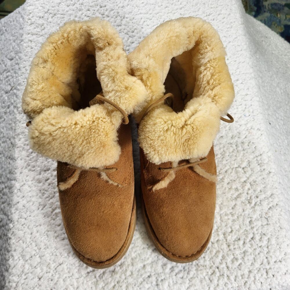 UGG Quincy Chestnut Suede Sheepskin Lace up Ankle Boots Shoes Women US 6.5